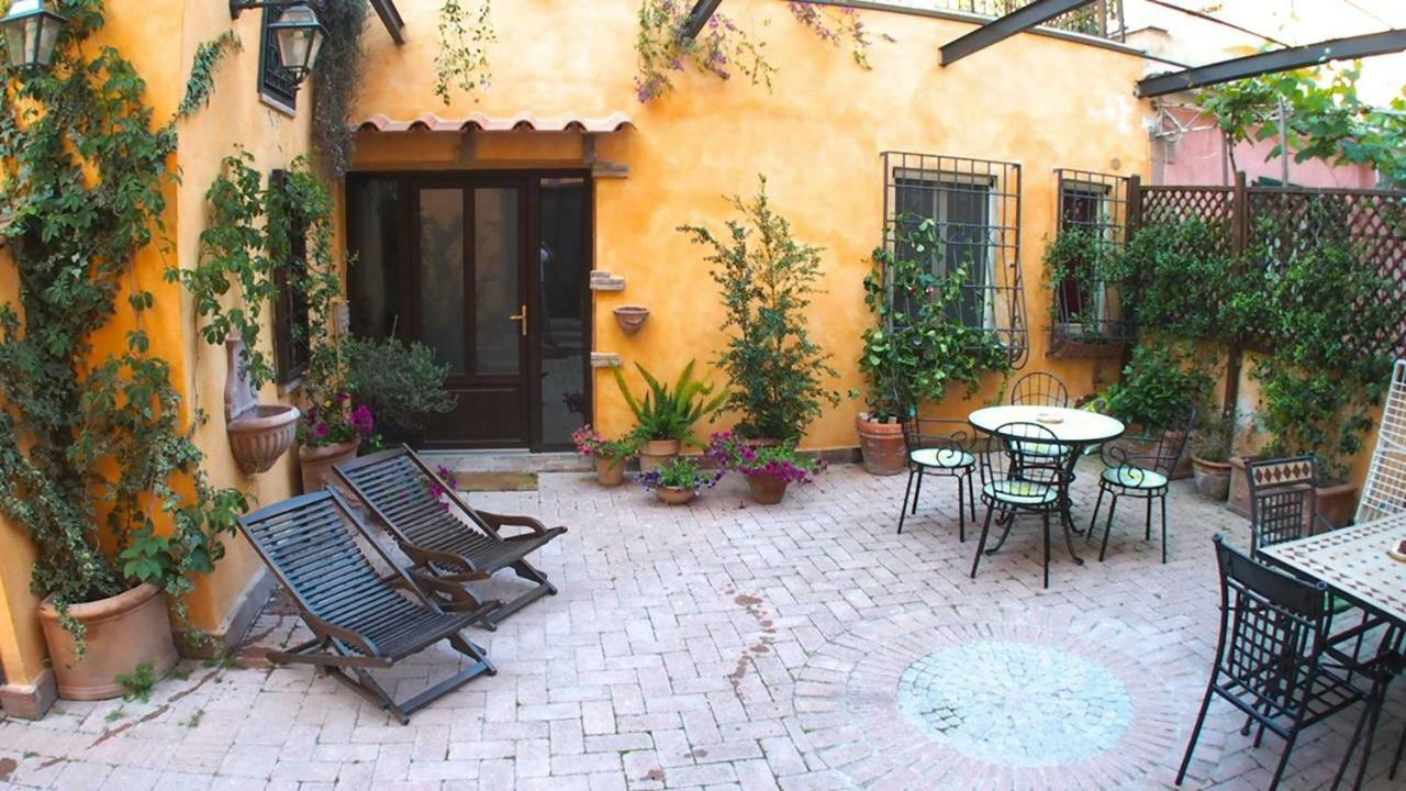 Вилла La Piazzetta Di Roma Экстерьер фото